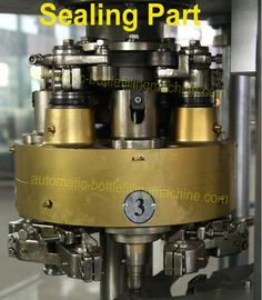 Soft Drinks Rotary Filling Machine Frequency Conversion Timing 2.2KW For Market Selling